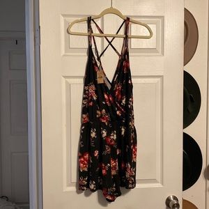 American eagle romper size large cross cross back
